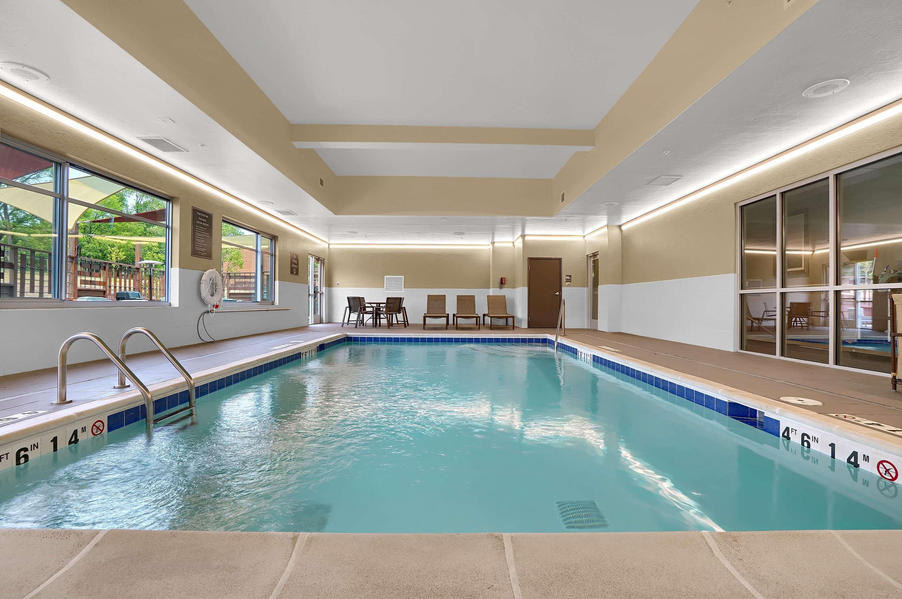 Best Western Plus Fillmore Inn & Suites Колорадо-Спрингс Экстерьер фото