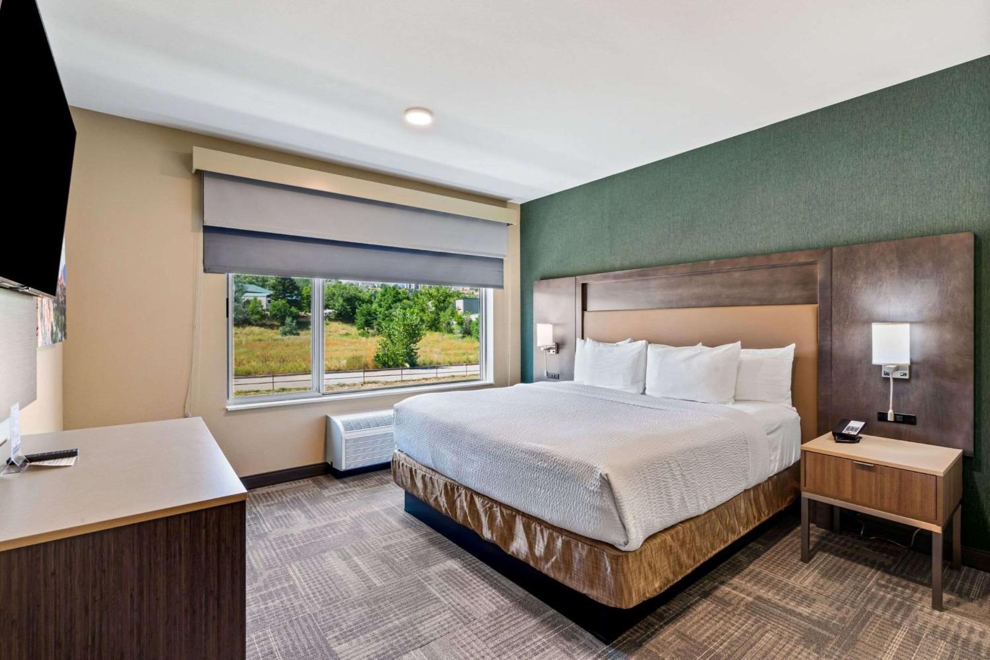 Best Western Plus Fillmore Inn & Suites Колорадо-Спрингс Экстерьер фото