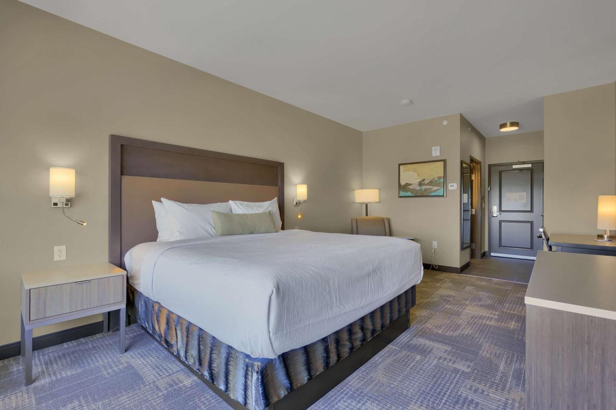 Best Western Plus Fillmore Inn & Suites Колорадо-Спрингс Экстерьер фото